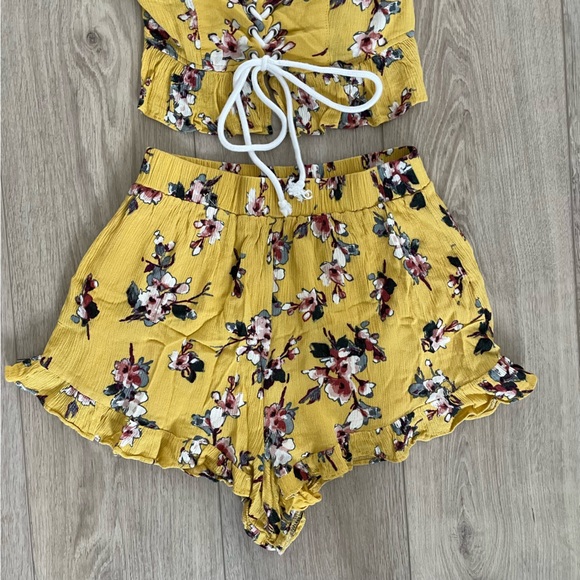 Two Piece Set - Picture 5 of 6